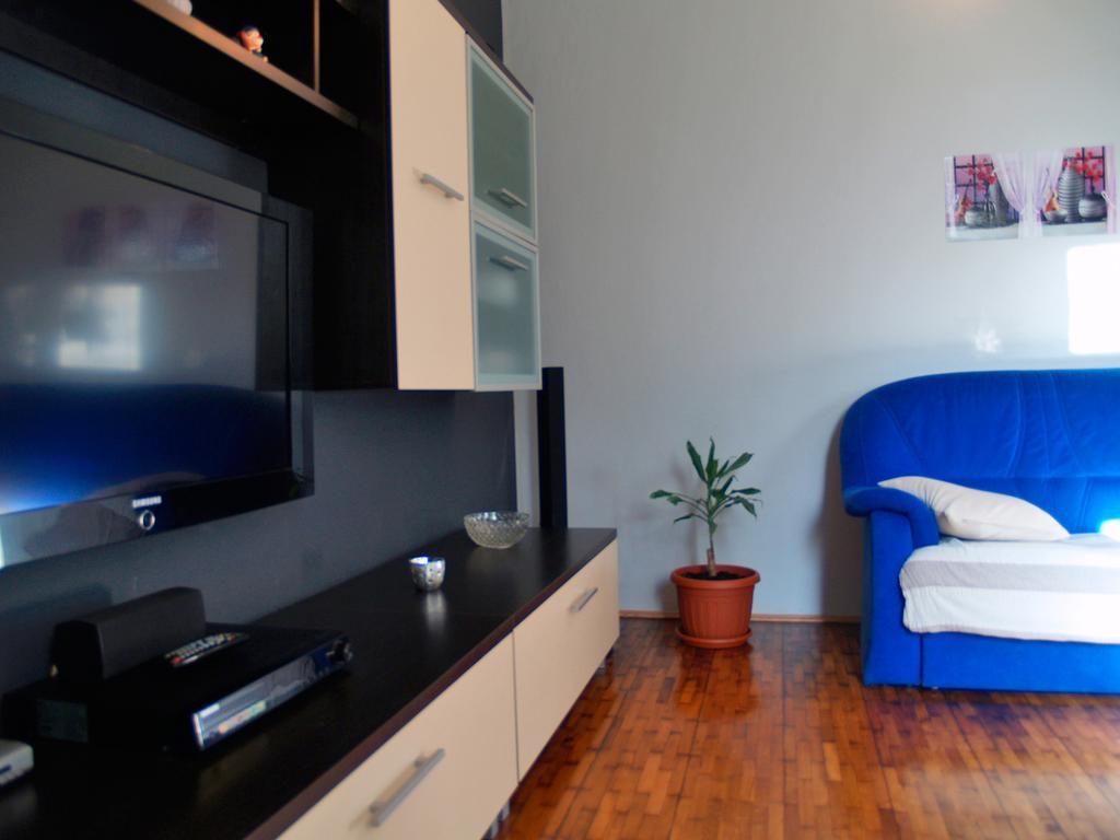 Roses Apartment Lukoran Esterno foto